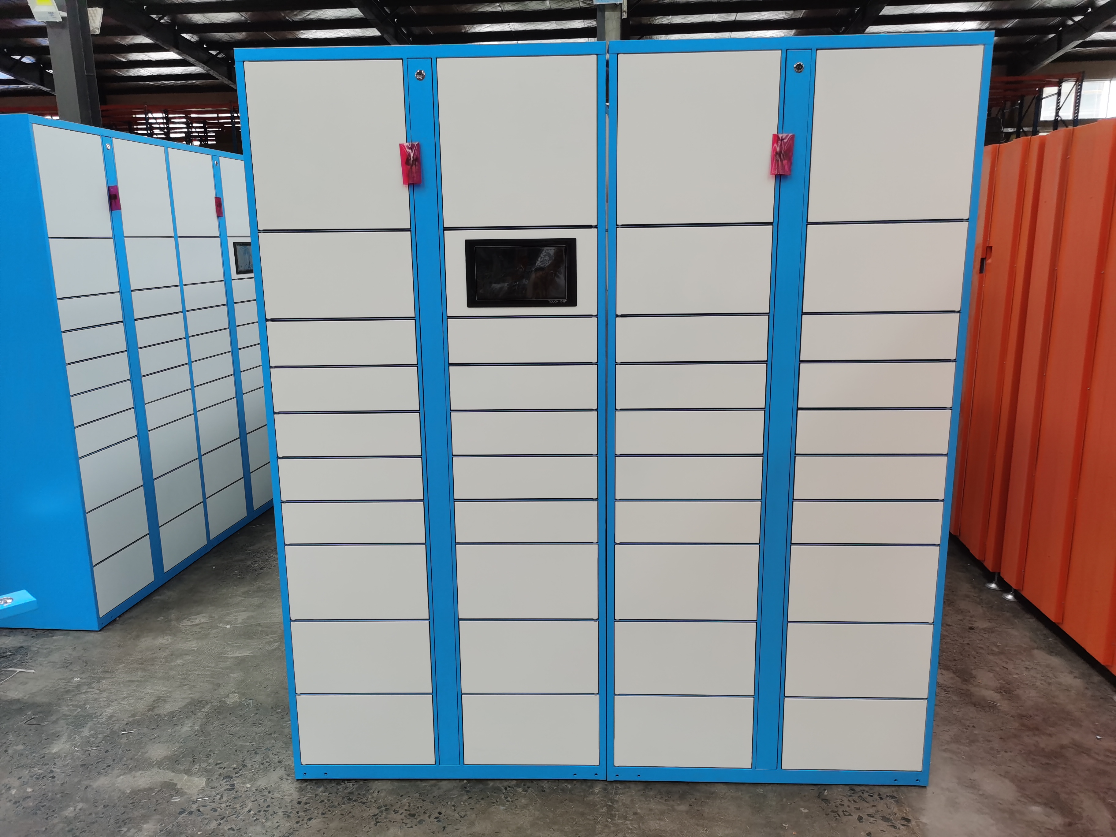 智能快遞柜的解決方案？